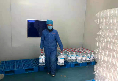 方舟制藥一線員工堅守崗位 防疫情，保生產