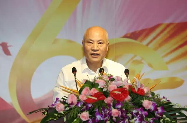 一家大神級(jí)的企業(yè)辦了一個(gè)低調(diào)的生日宴，速來(lái)圍觀(guān)！